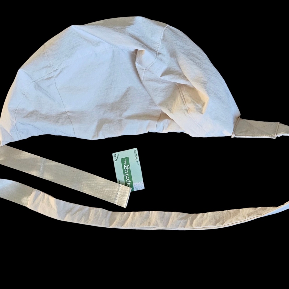 The Spring Shop White Chef Hat with Adjustable Strap